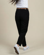 Pantalón straight con pinzas y ruedo doblado - Negro