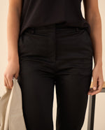 Pantalón tiro alto de bota ajustada para mujer - Negro