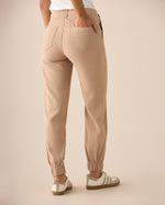 Pantalón de diseño clásico para mujer - Beige