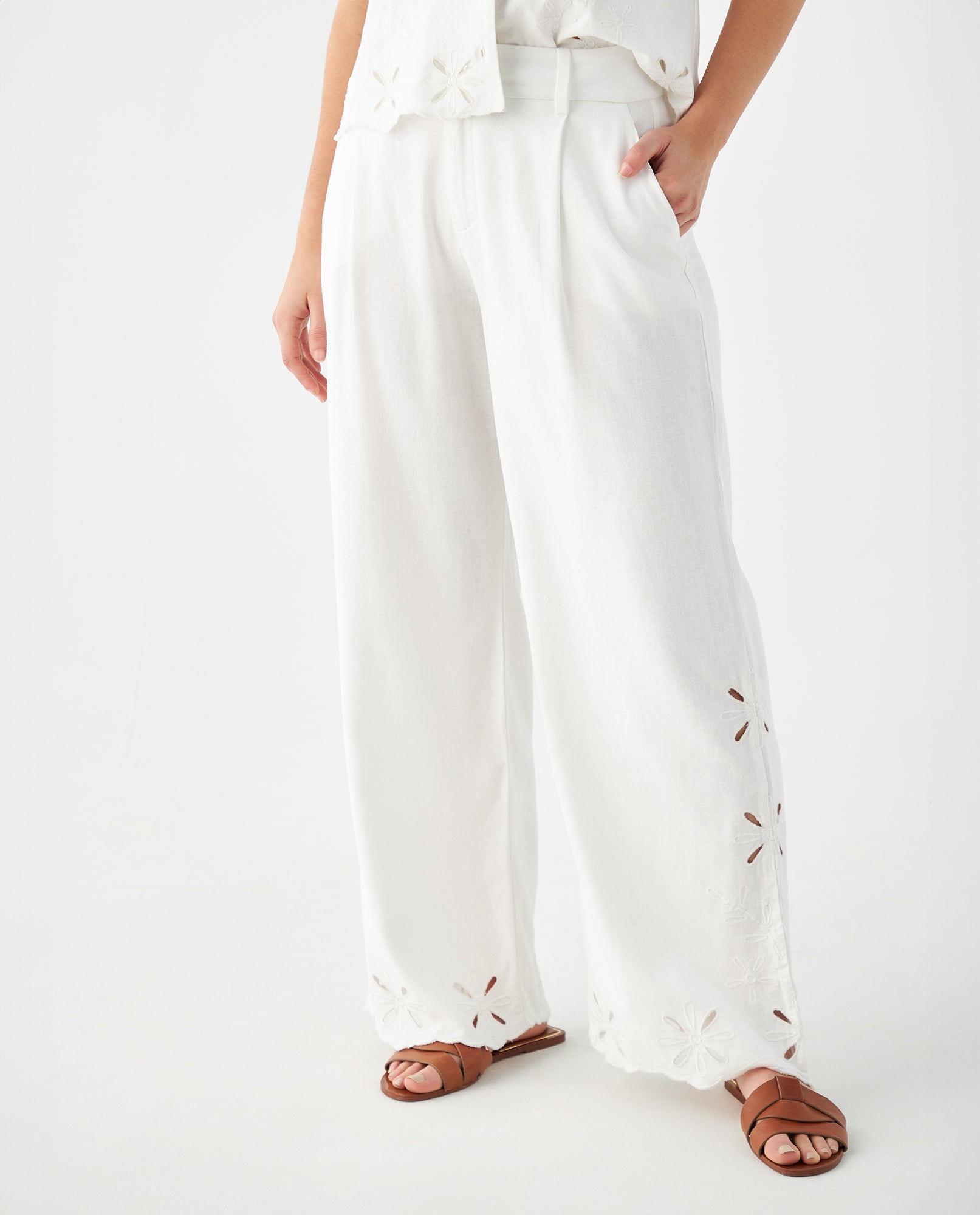 Pantalón en lino para mujer - Crudo 34_639F014_CRU110602_3