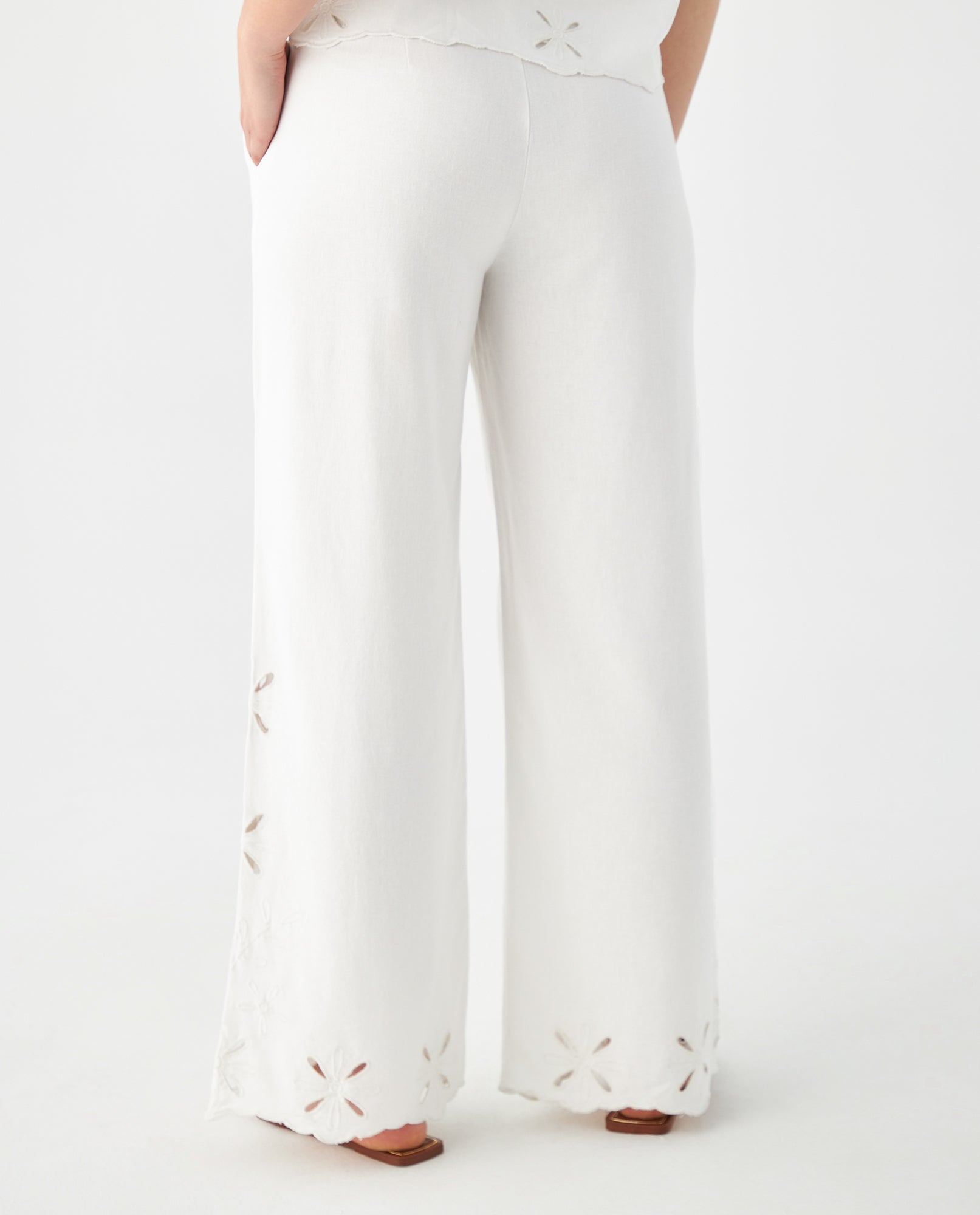 Pantalón en lino para mujer - Crudo 34_639F014_CRU110602_4