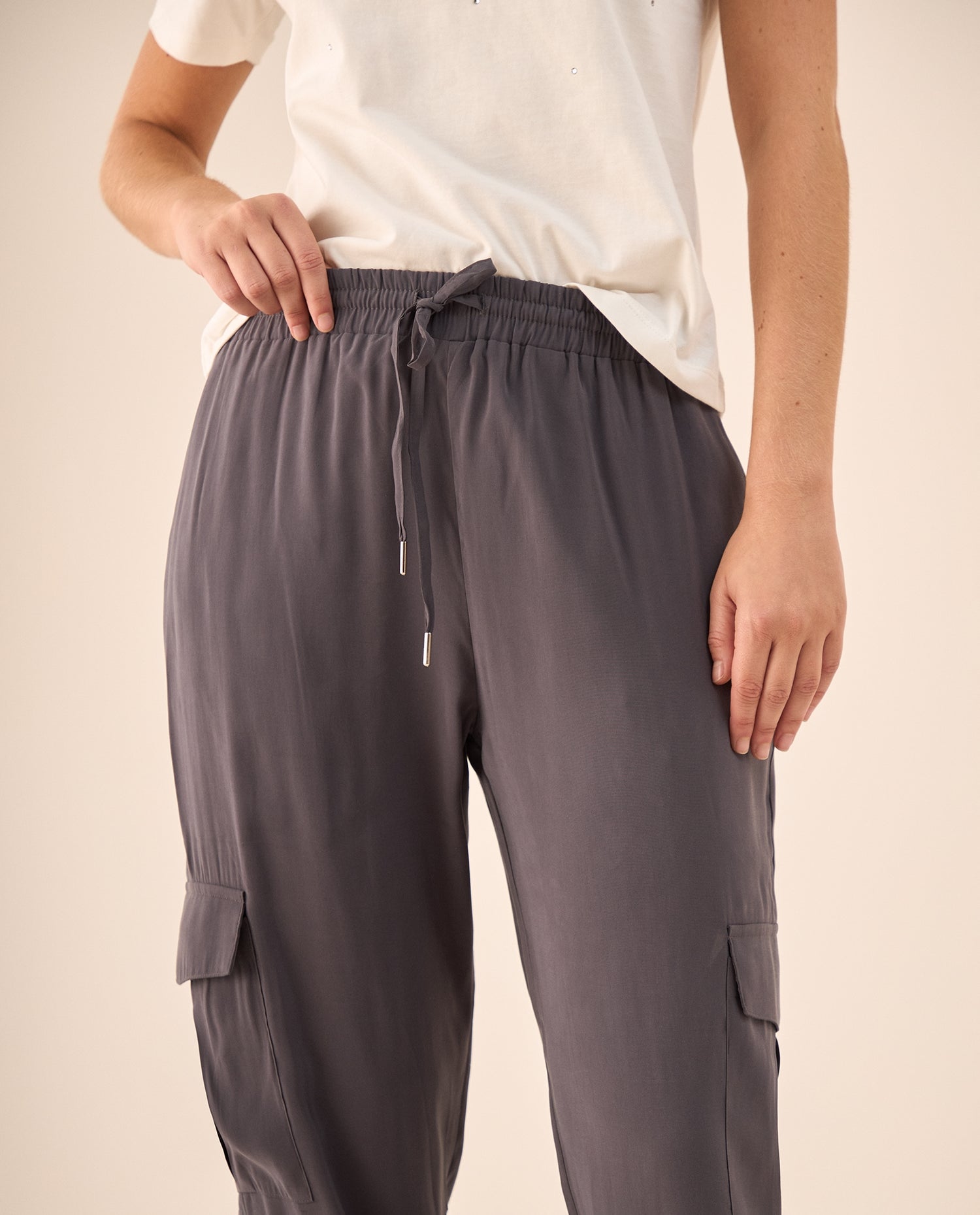 Pantalón Cargo con Cintura Elástica - Gris