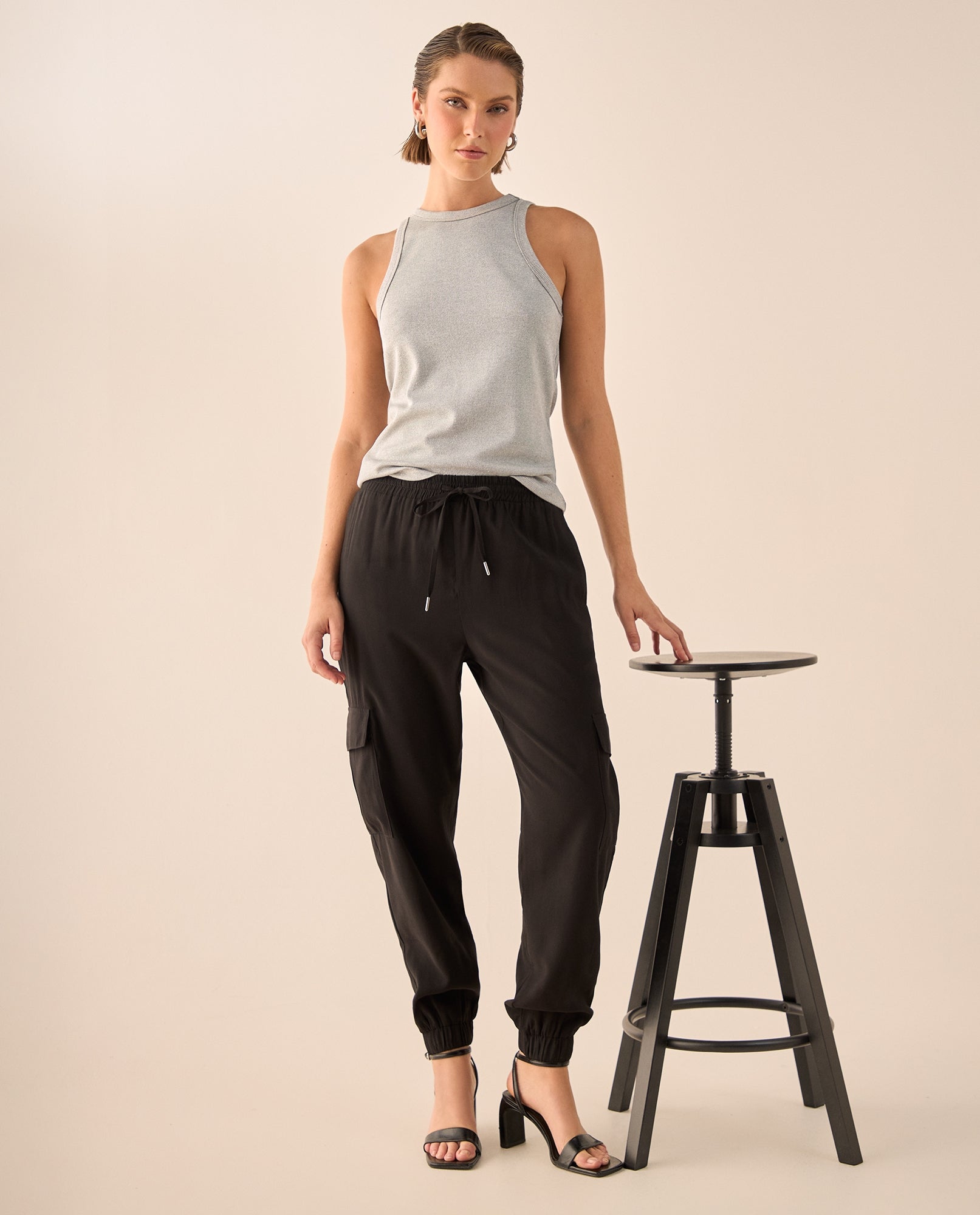 Pantalón Cargo con Cintura Elástica - Negro 34_639G008_NEG190303_0