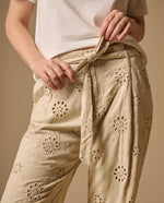 Pantalón Wide Leg con Bordados Eyelet - Crudo