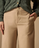 Pantalón Wide Leg con Caída Natural - Beige