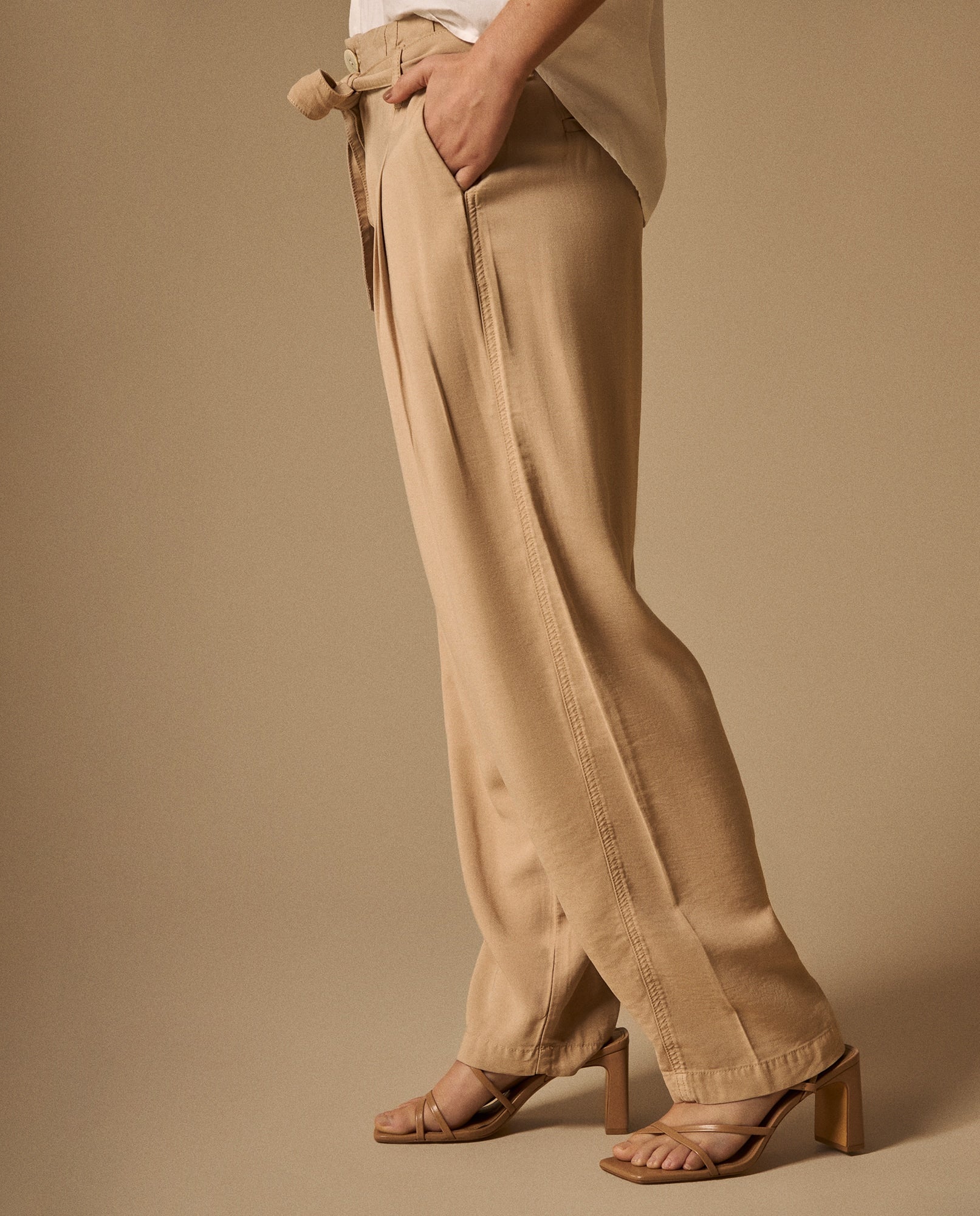 Pantalón Beige Tiro Alto con Cinturón - Beige 34_639G040_BEI151306_5