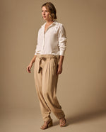 Pantalón Beige Tiro Alto con Cinturón - Beige