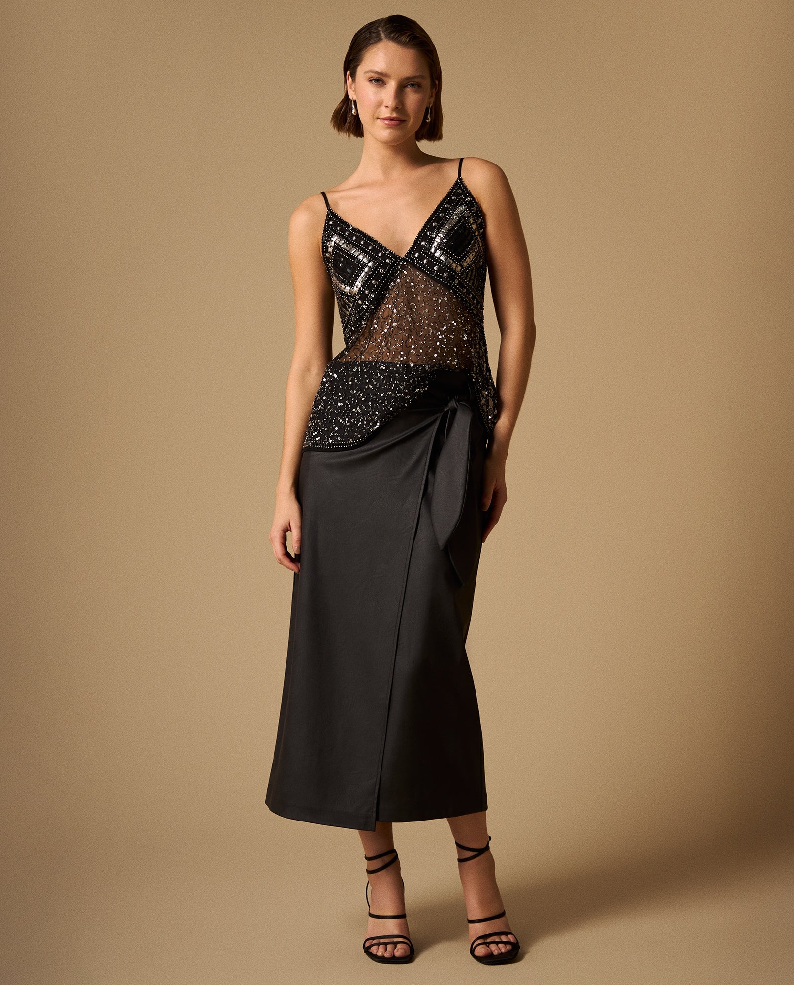 Falda Wrap Negra con Cintura Elástica - Negro 34_649G007_NEG190303_0