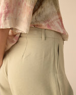 Bermuda de tela fluida para mujer - Caqui