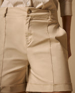 Short Bermuda Beige con Dobladillo Premium - Crudo