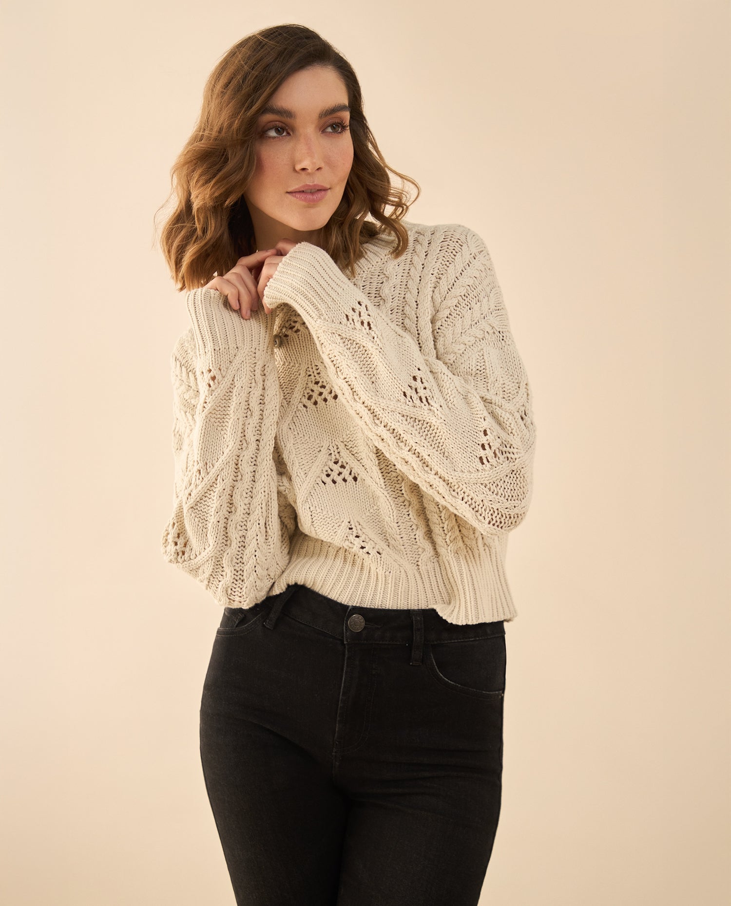 Buzo tejido de diseño cerrado para mujer - Crudo