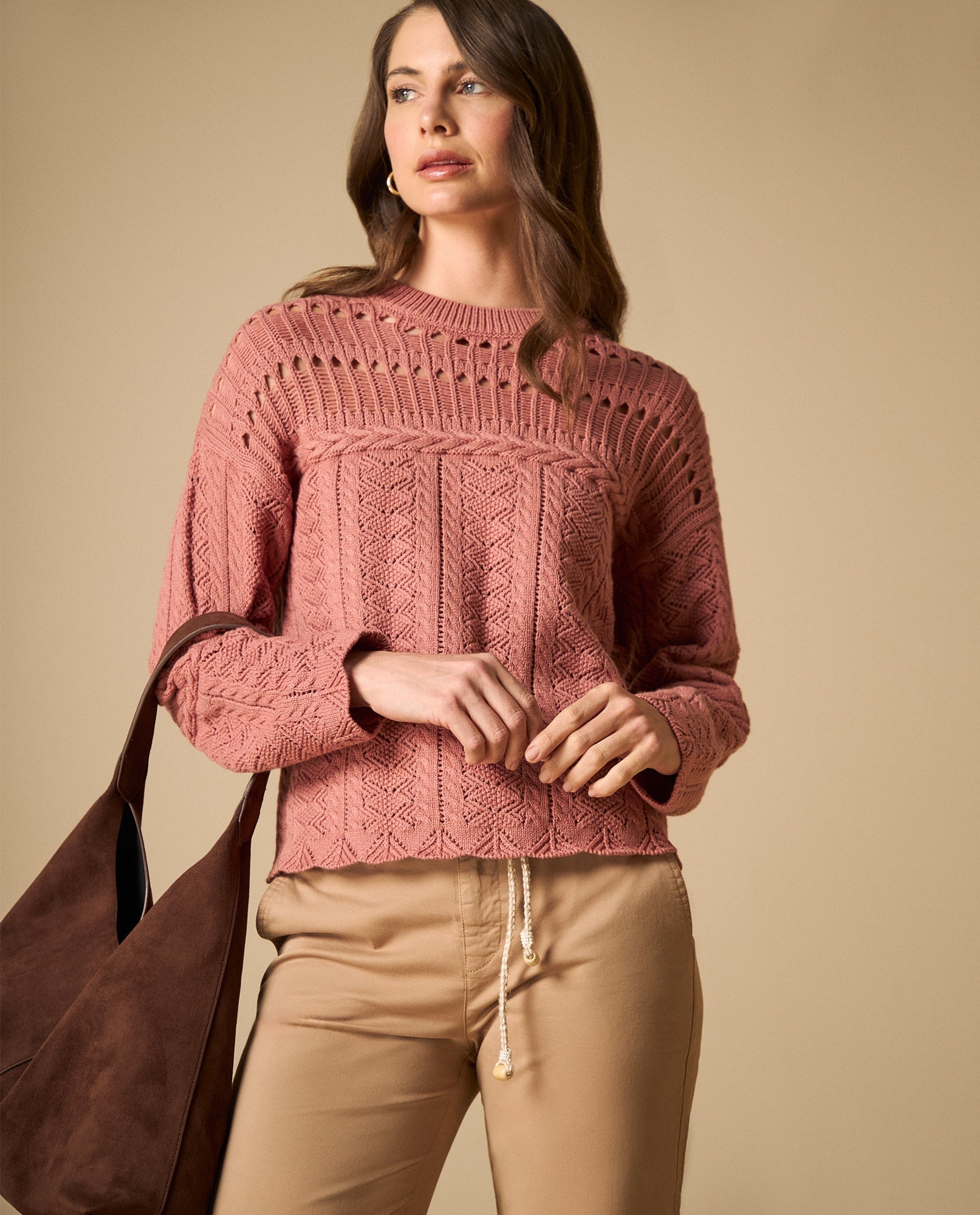 Suéter tejido con textura y trenzas cuello redondo - Rosa 34_661H212_ROS141905_0