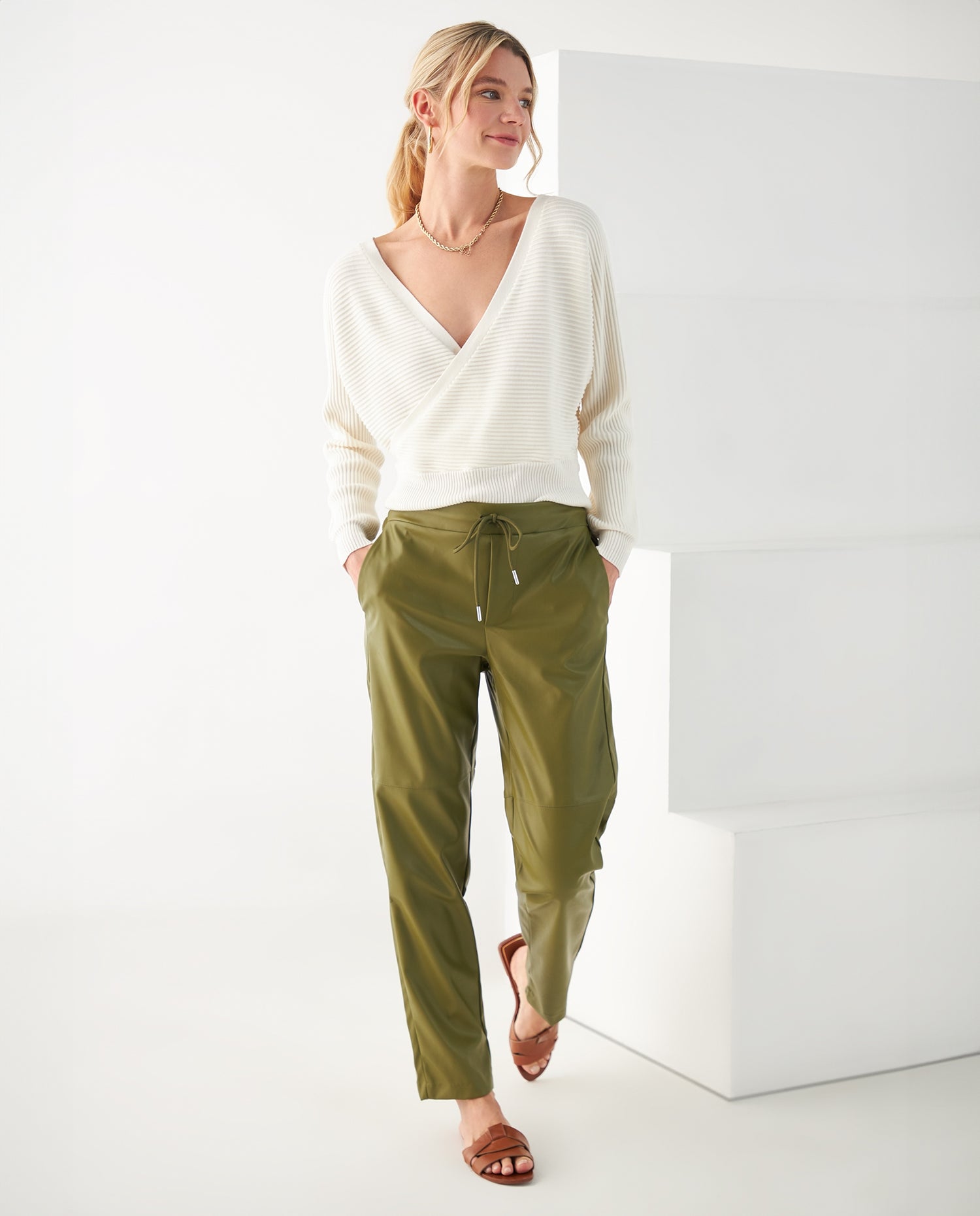 Camisa tejida con escote en V para mujer - Crudo