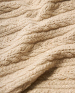 Chaleco tejido con diseño de trenzas y detalles brillantes - Beige