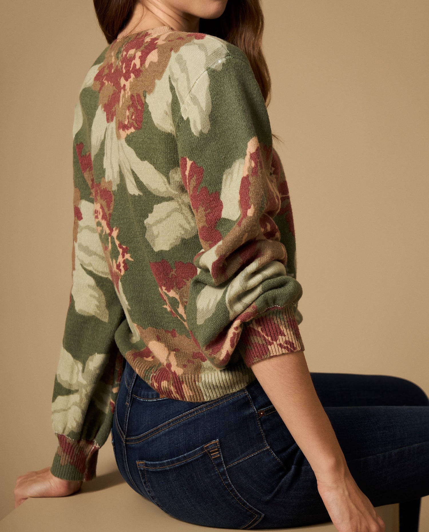 Suéter tejido cuello redondo con diseño floral - Verde