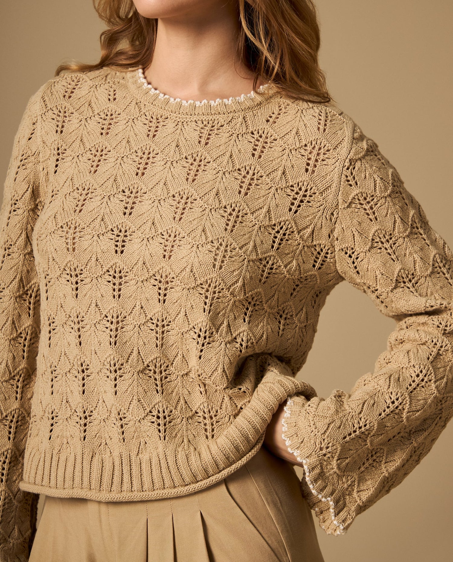 Chaleco tejido con cuello media perilla - Beige