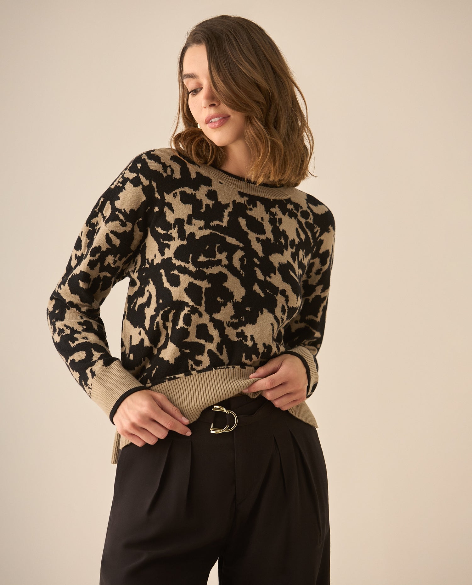 Tejido cuello redondo para mujer  - Negro