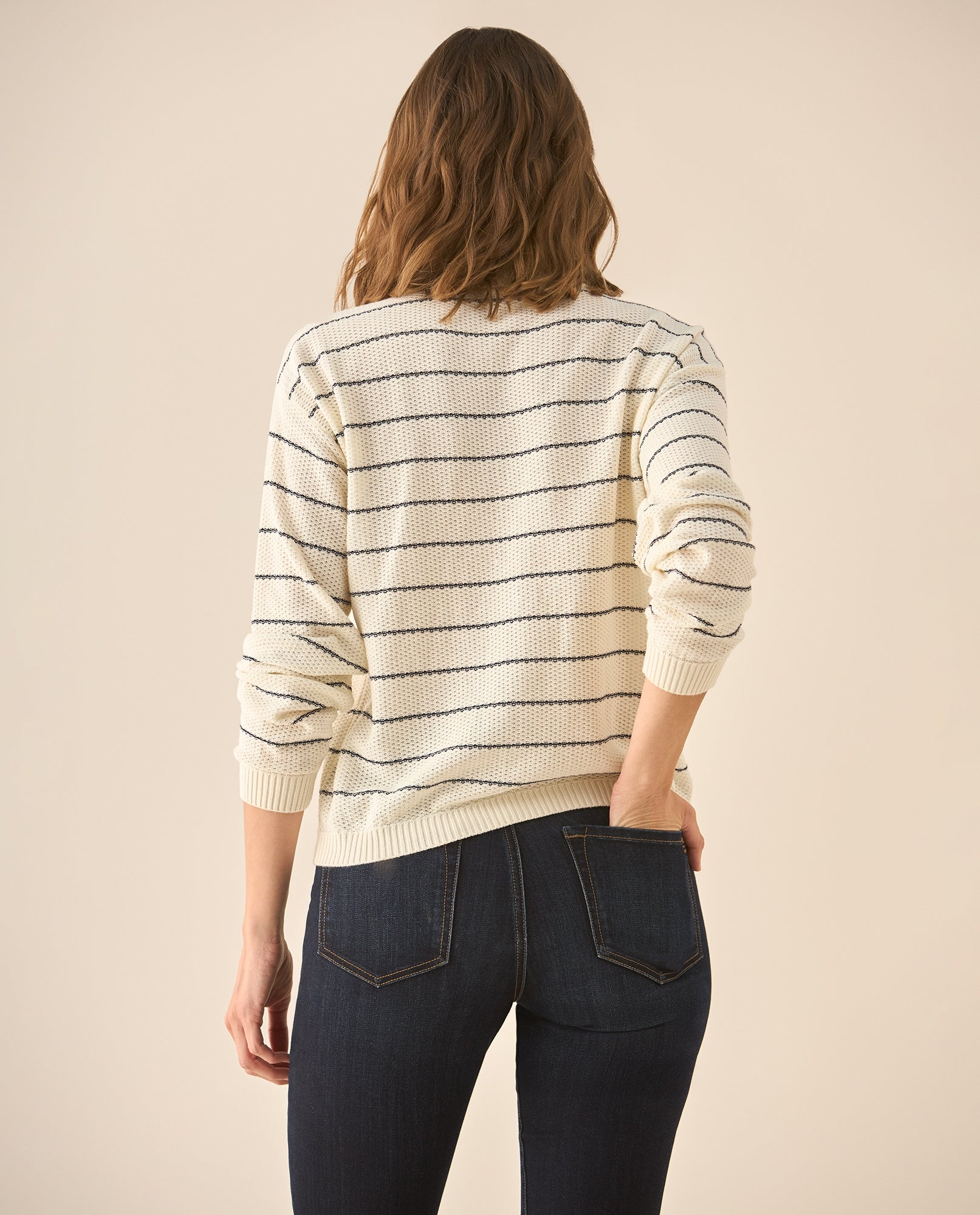 Suéter tejido cuello clásico para mujer - Crudo 34_663G208_CRU120703_4