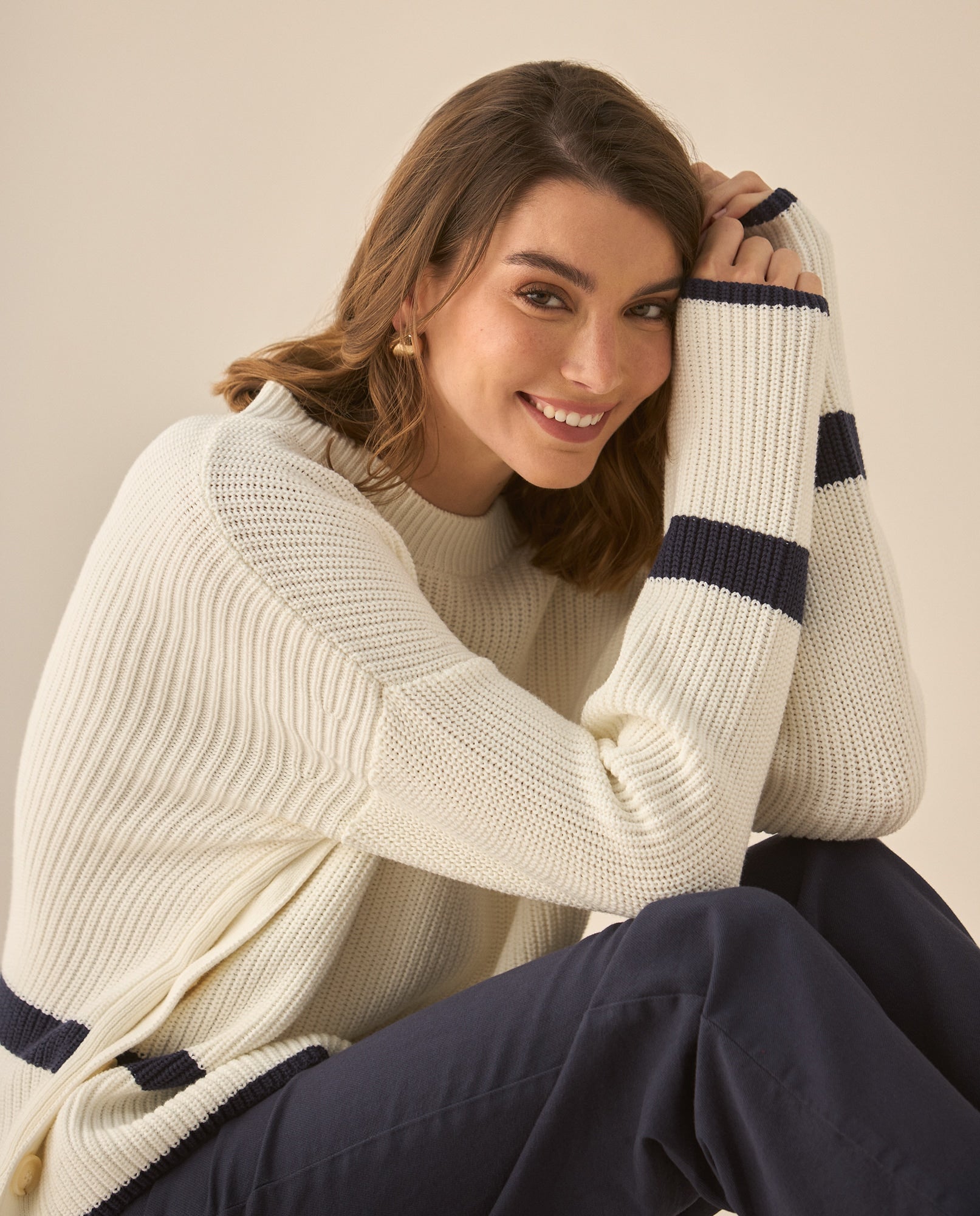 Buzo con rayas y ajuste de botones para mujer  - Crudo 34_669G201_CRU154502_6