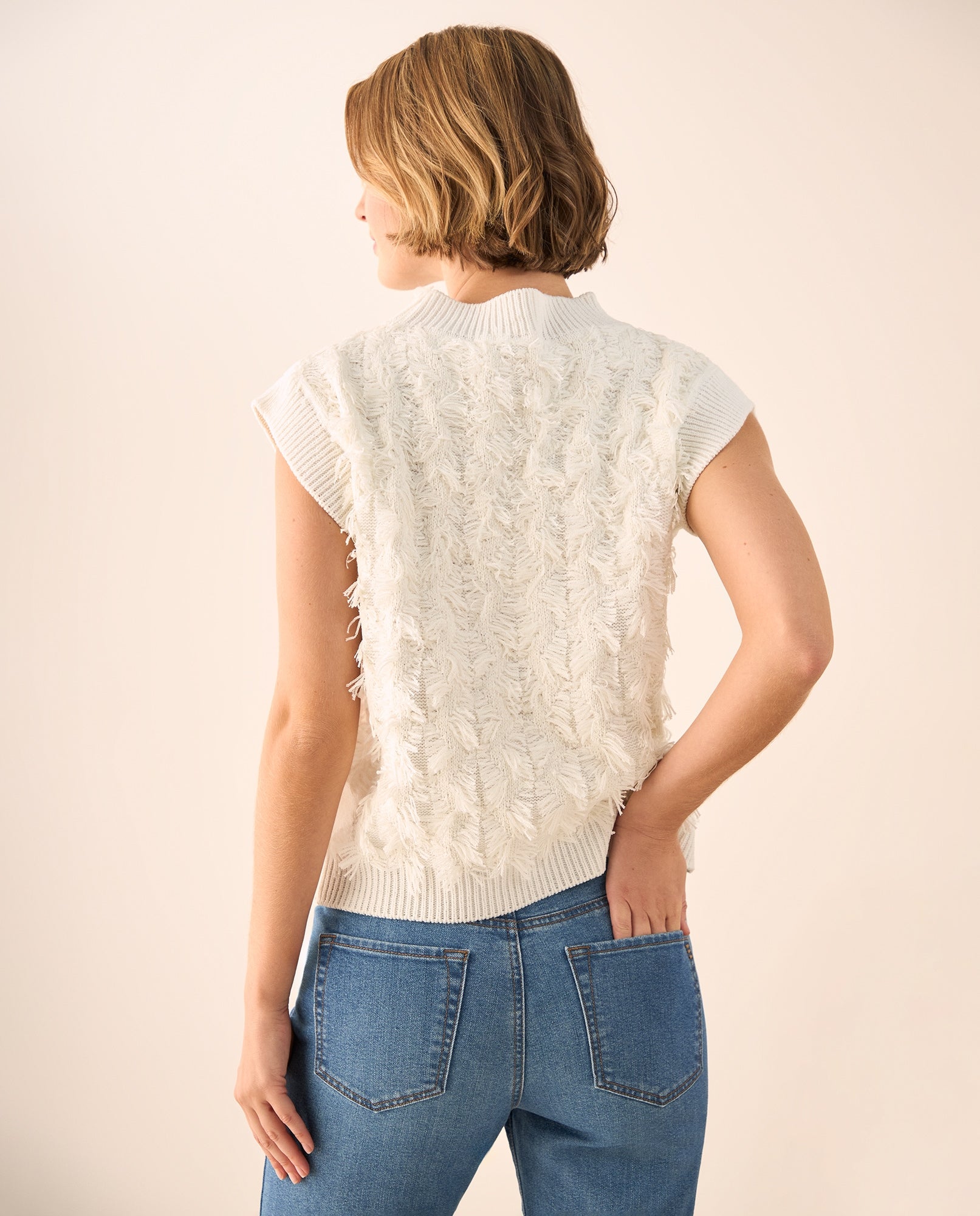 Chaleco Texturizado con Flecos - Crudo 34_669G207_CRU144500_5