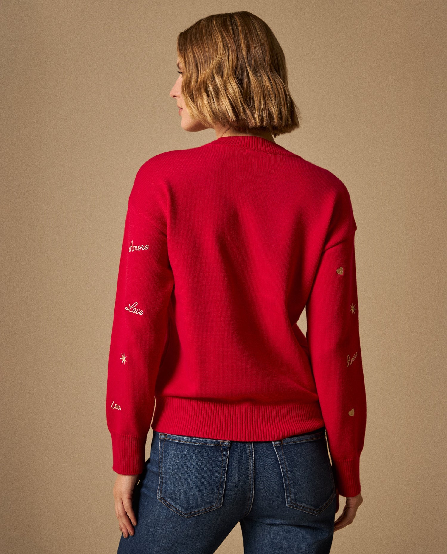 Suéter Rojo con Bordados Love y Estrellas - Rojo
