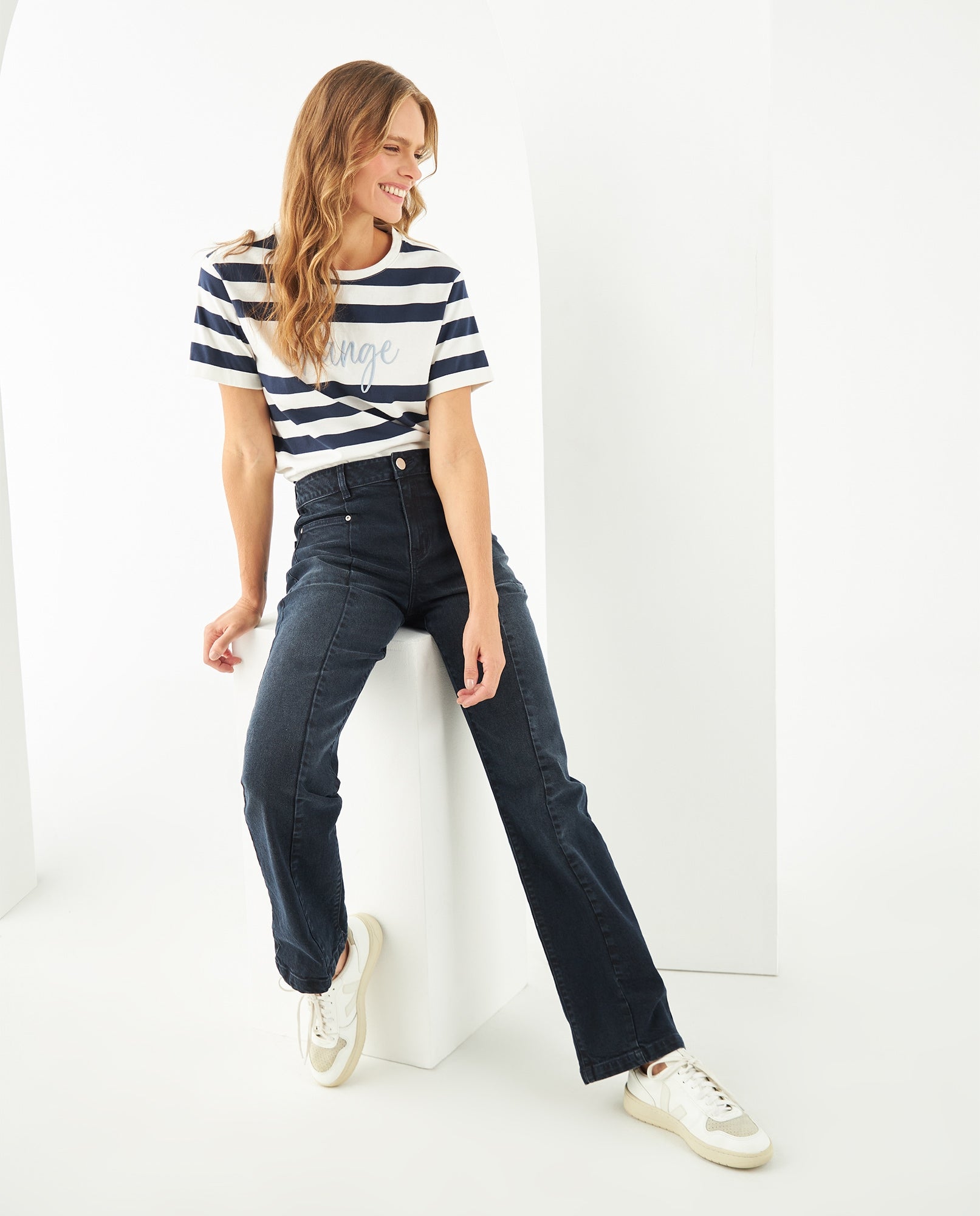 Jean Stright fit cuatro bolsillos para mujer - Azul 34_671F004_AZU193933_0