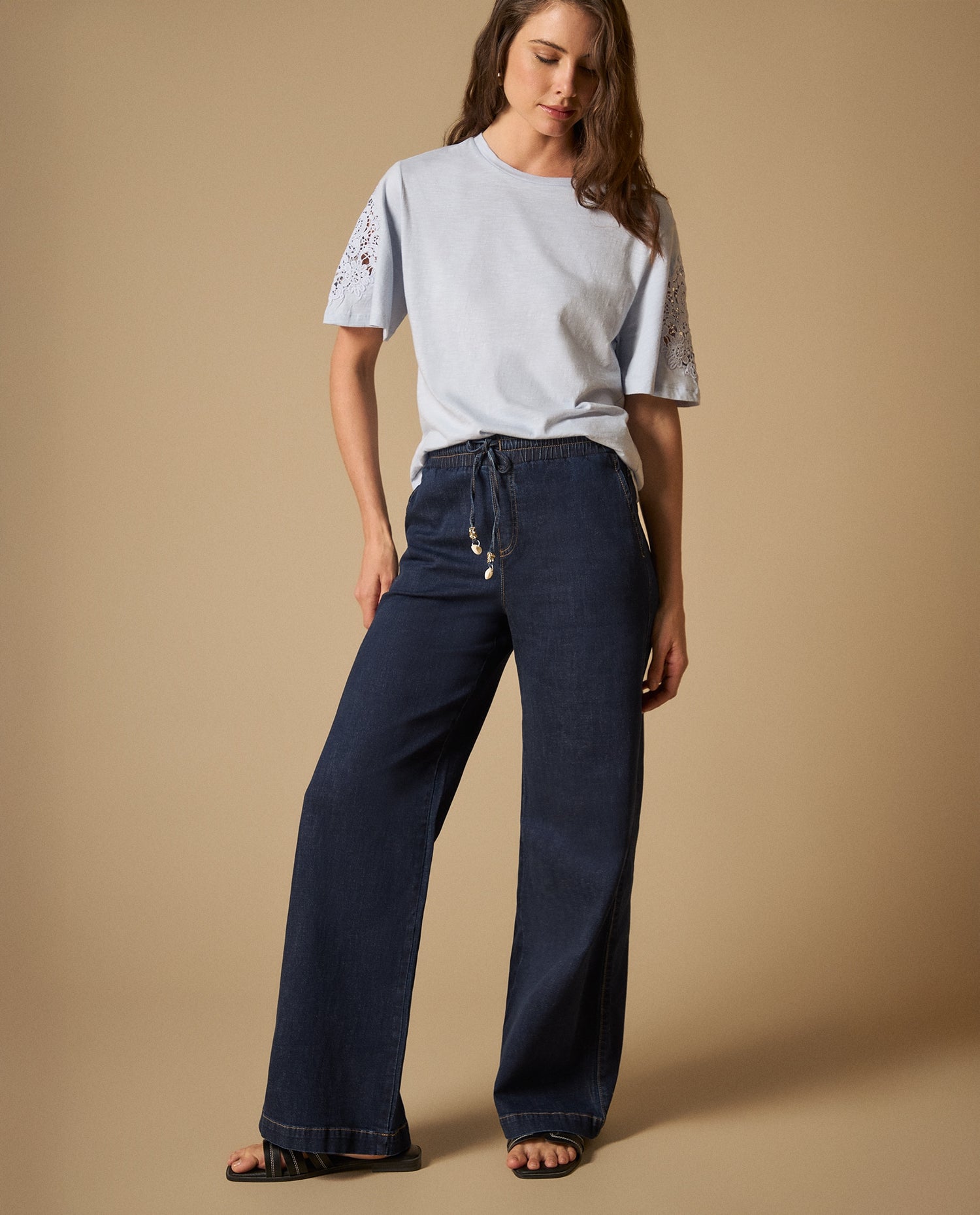 Pantalón denim liviano con pretina elástica y cordón ajustable - Azul