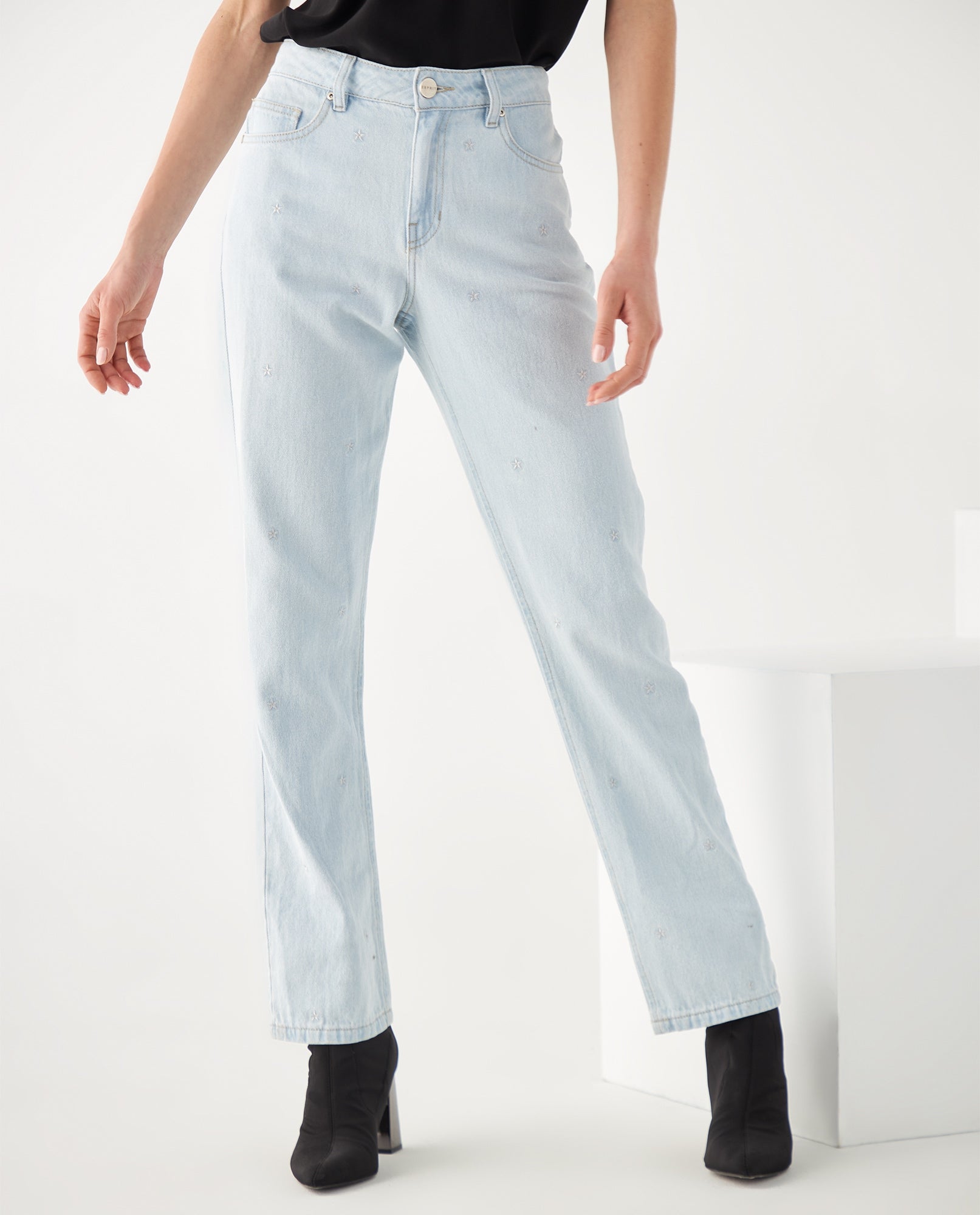 Jean Straight tono claro para mujer - Azul 34_672F002_AZU114604_3