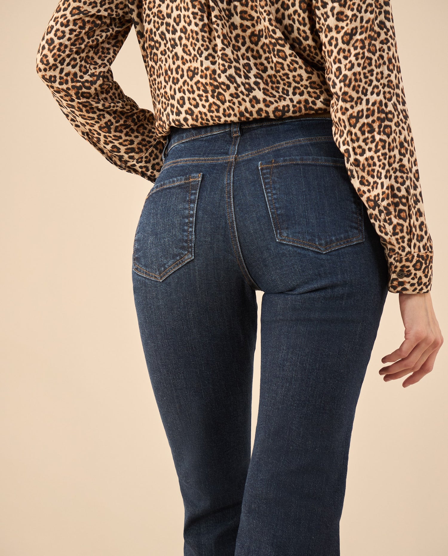 Jean Flare tono oscuro para mujer - Azul