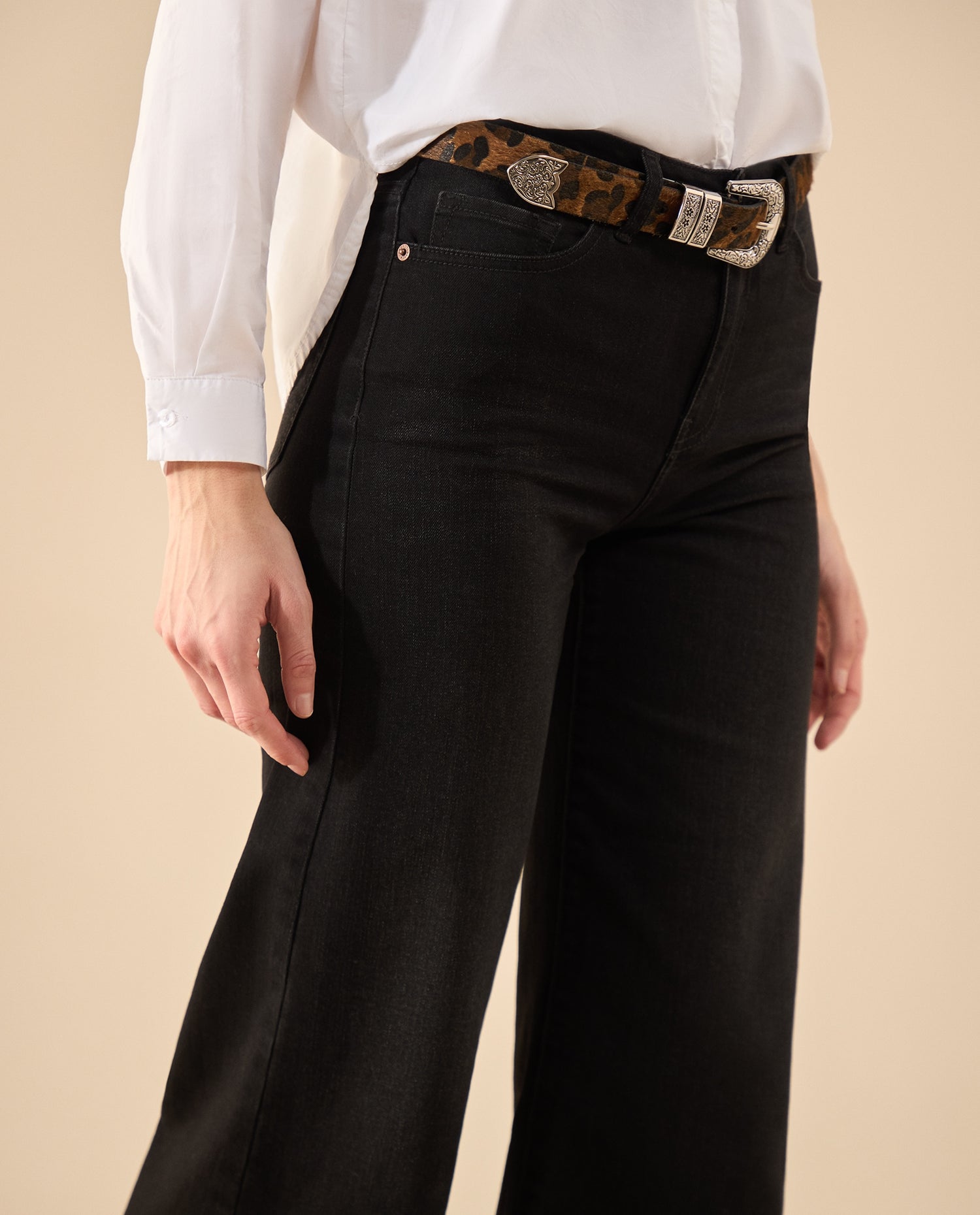 Jean Wide Leg en black denim para mujer - Negro