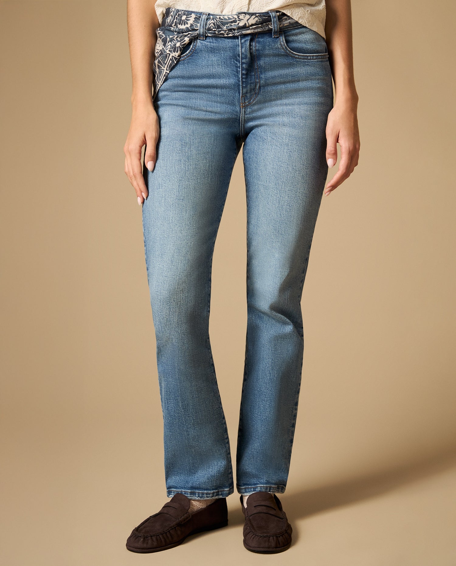 Jean straight con pañoleta incluida - Azul