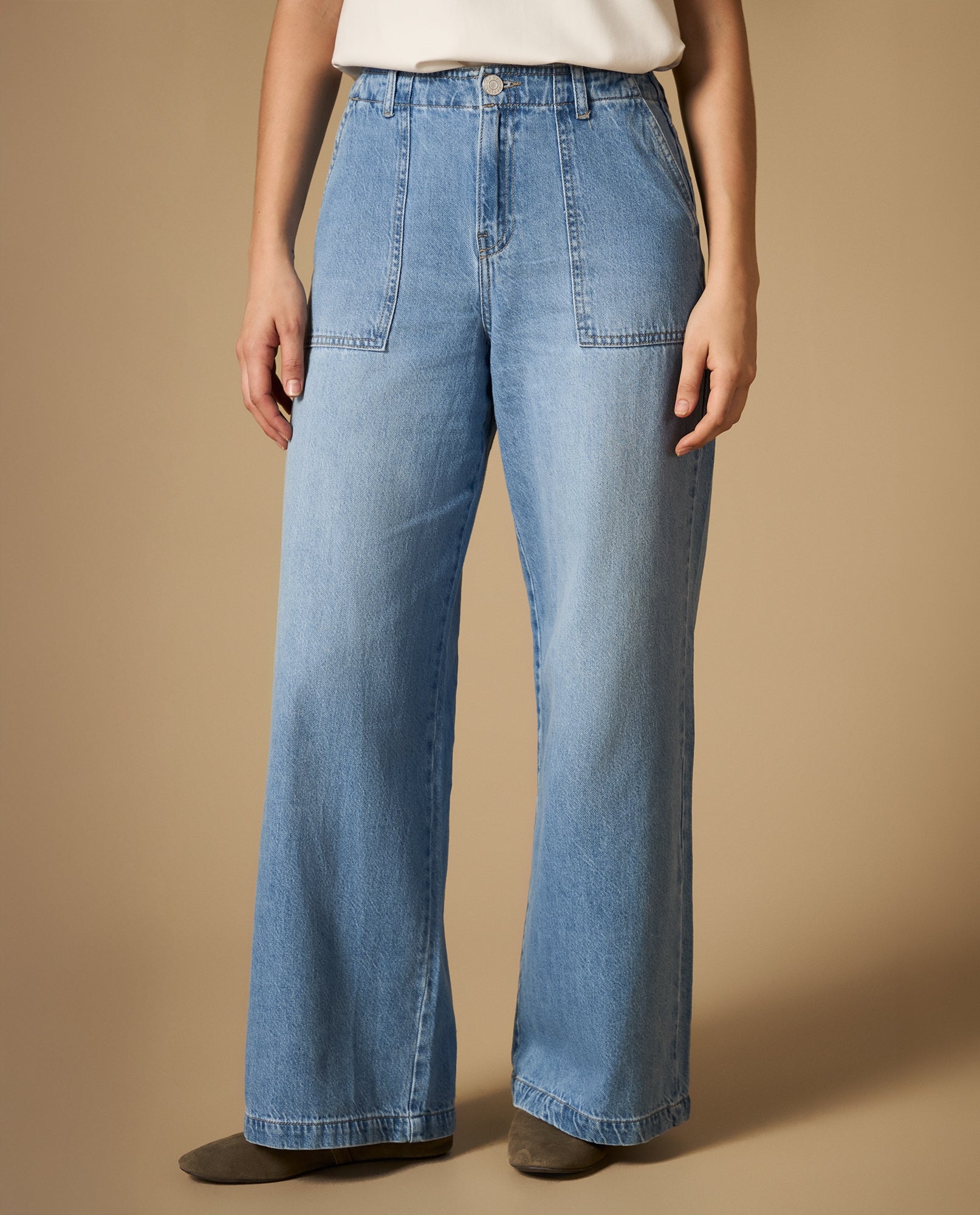 Jean wide leg con bolsillos tipo parche - Azul 34_672H002_AZU134110_0