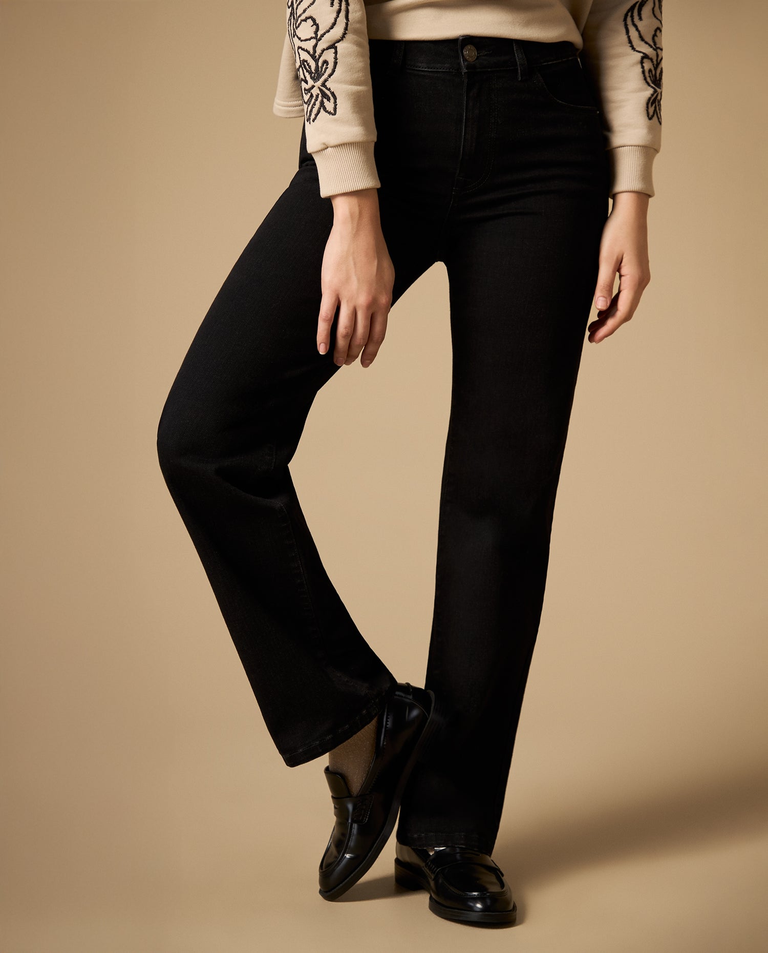Jean straight tiro medio silueta recta - Negro