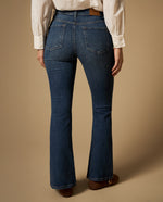 Jean flare largo regular tiro medio - Azul