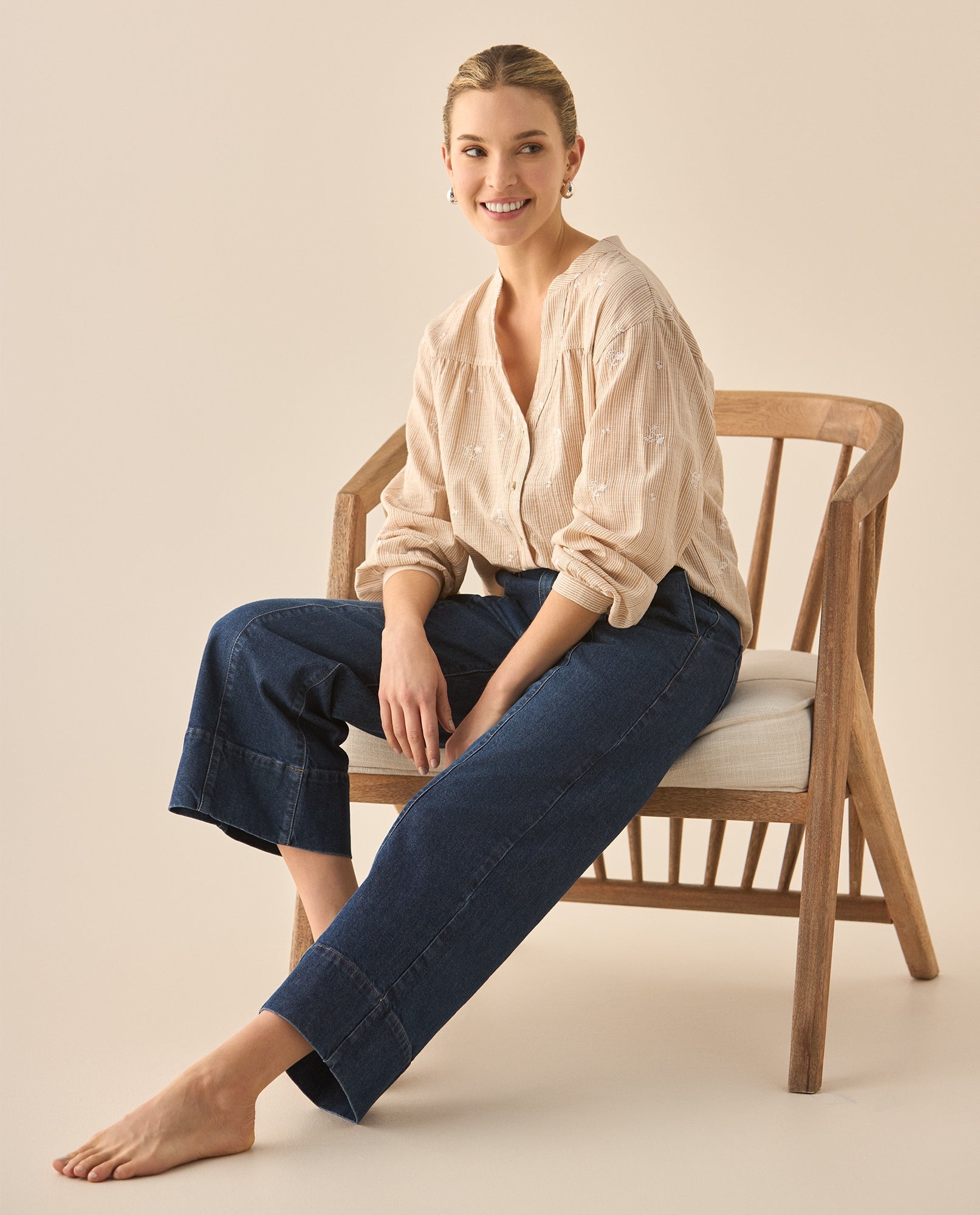 Jean de largo cropped tono medio para mujer - Azul 34_673G007_AZU174027_0