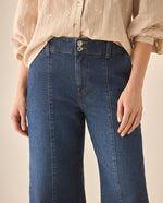 Jean de largo cropped tono medio para mujer - Azul