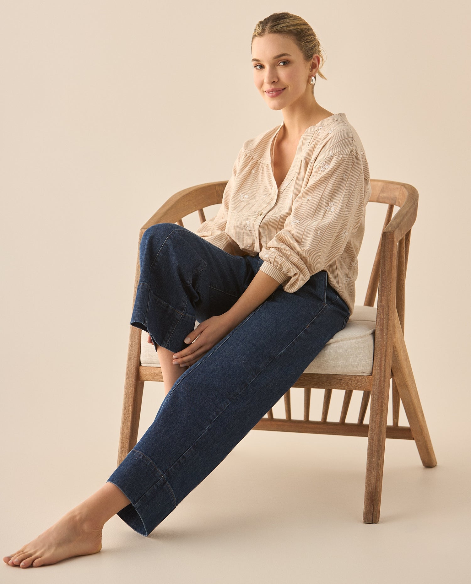 Jean de largo cropped tono medio para mujer - Azul