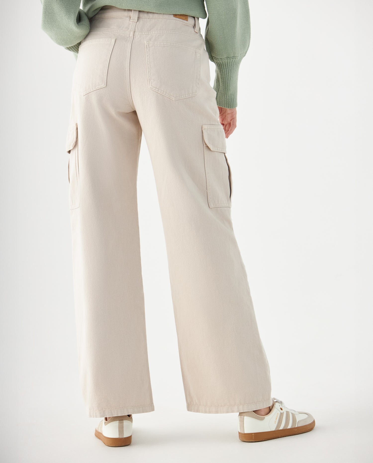 Jean Cargo tono claro para mujer - Crudo