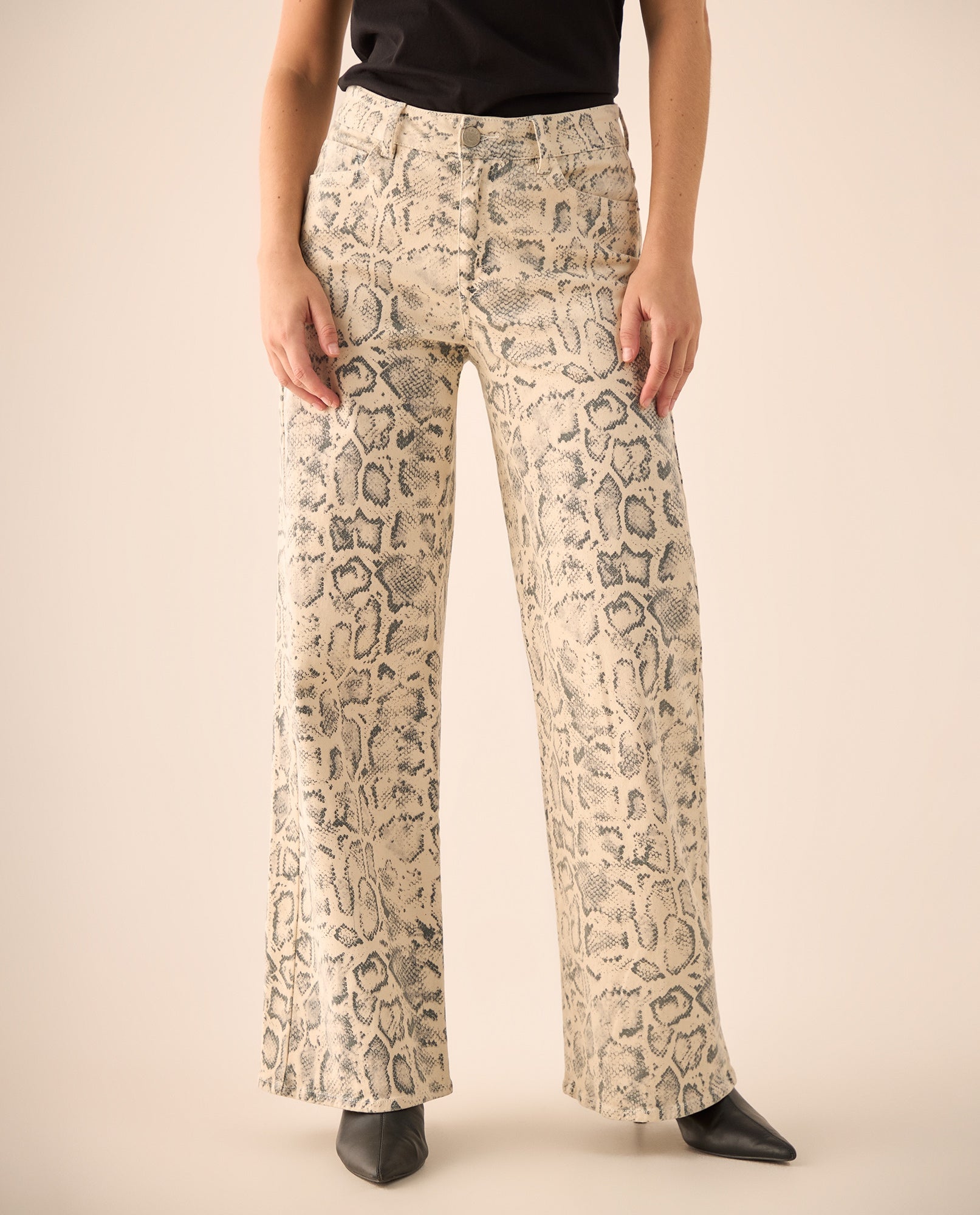 Jean Wide Leg Estampado Serpiente Beige - Gris 34_679G015_GRI163802_3