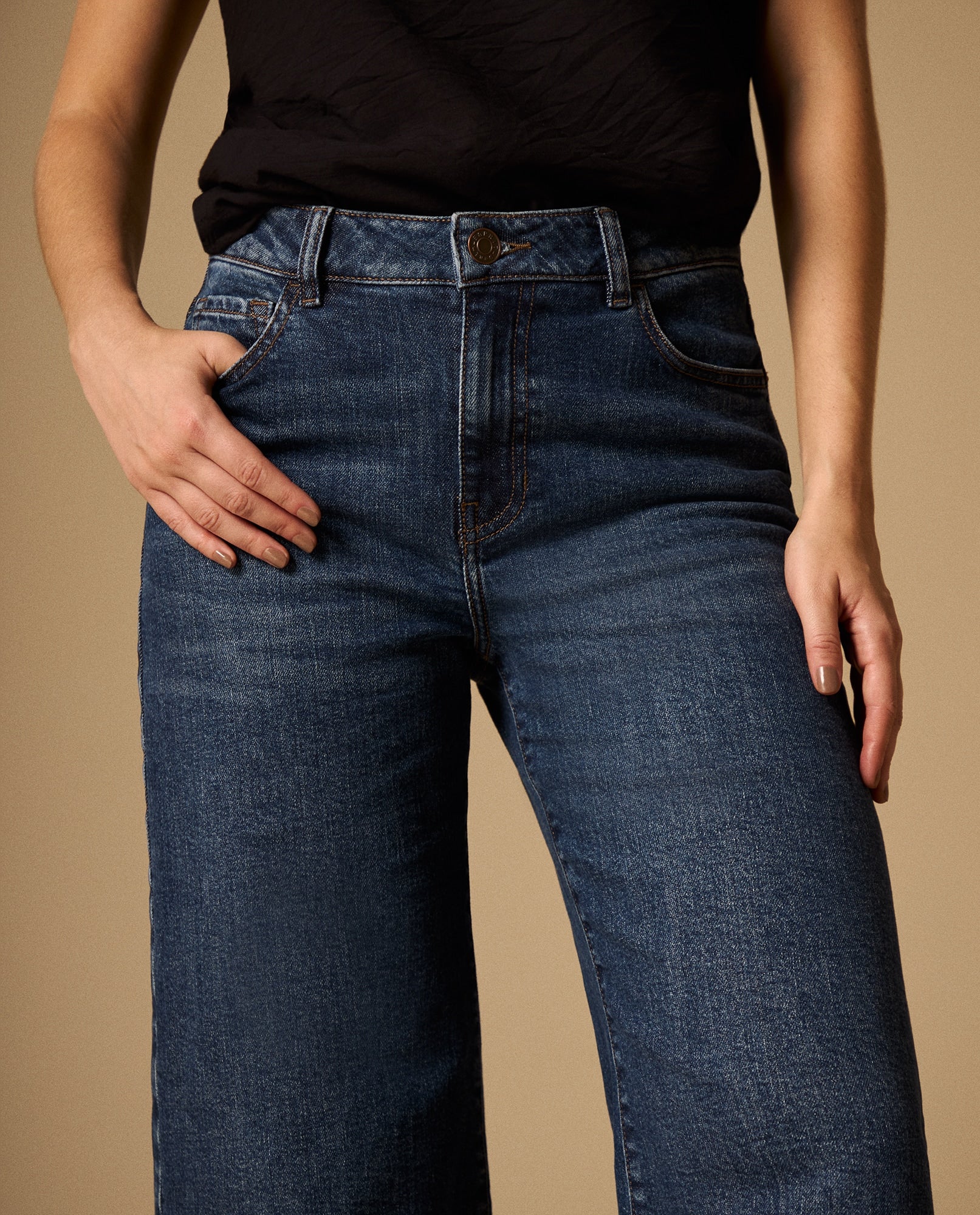 Jean Culotte Azul Oscuro Tiro Alto - Azul 34_679G022_AZU193933_4