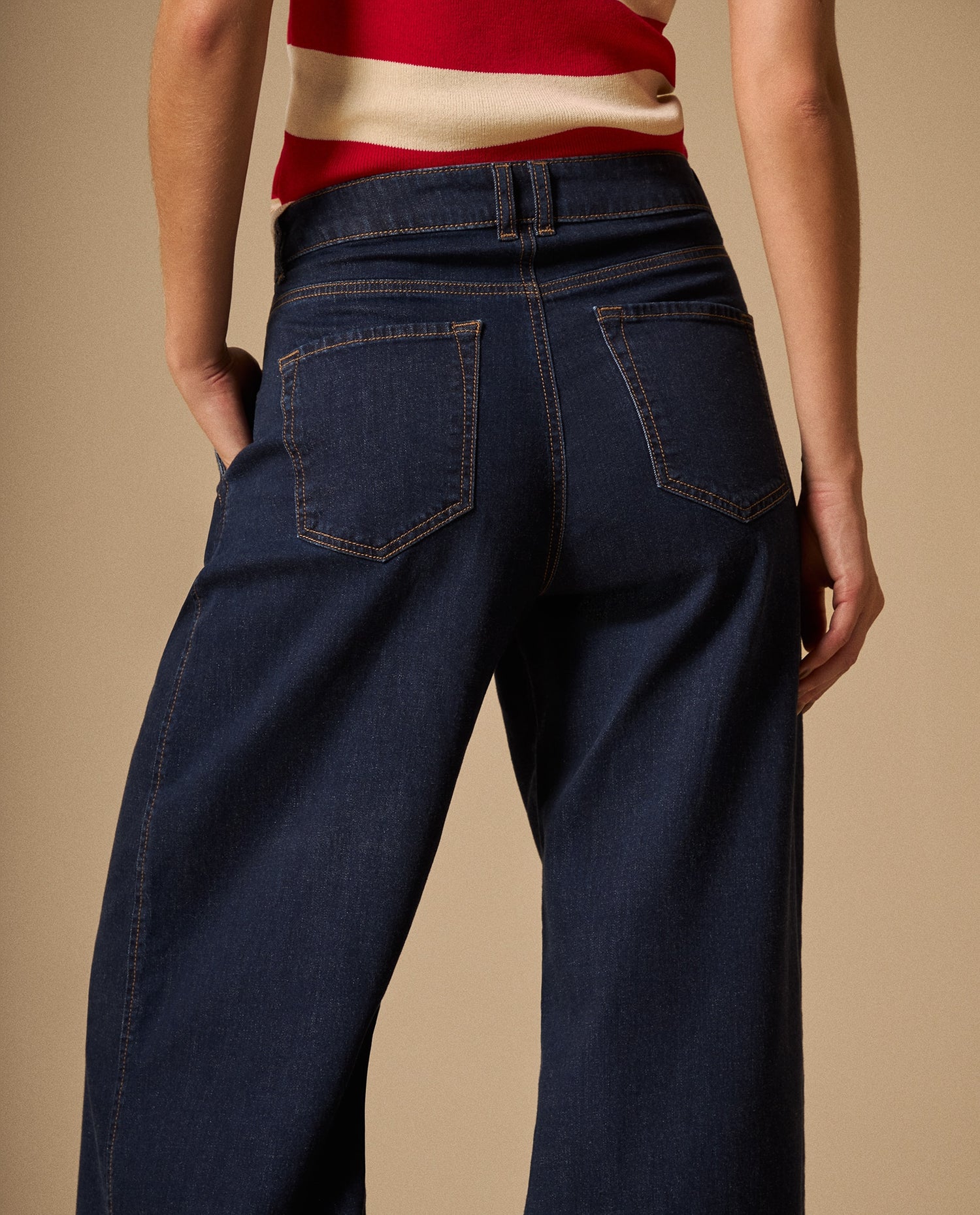 Jean Wide Leg Azul Oscuro con Costuras Doradas - Azul
