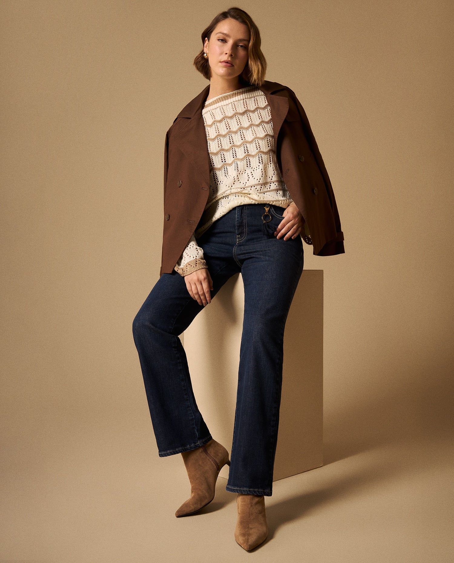Jean Straight Azul con Detalles Dorados - Azul