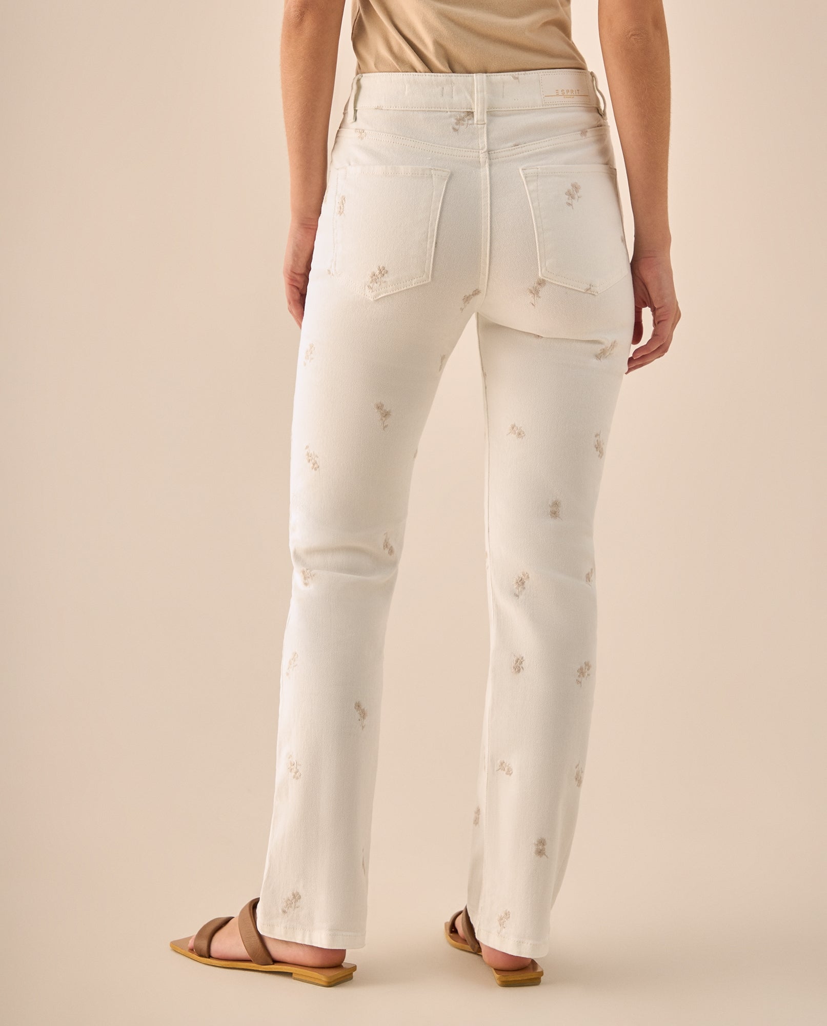Jean Straight con Estampado Floral Delicado - Crudo 34_679G034_CRU110602_5