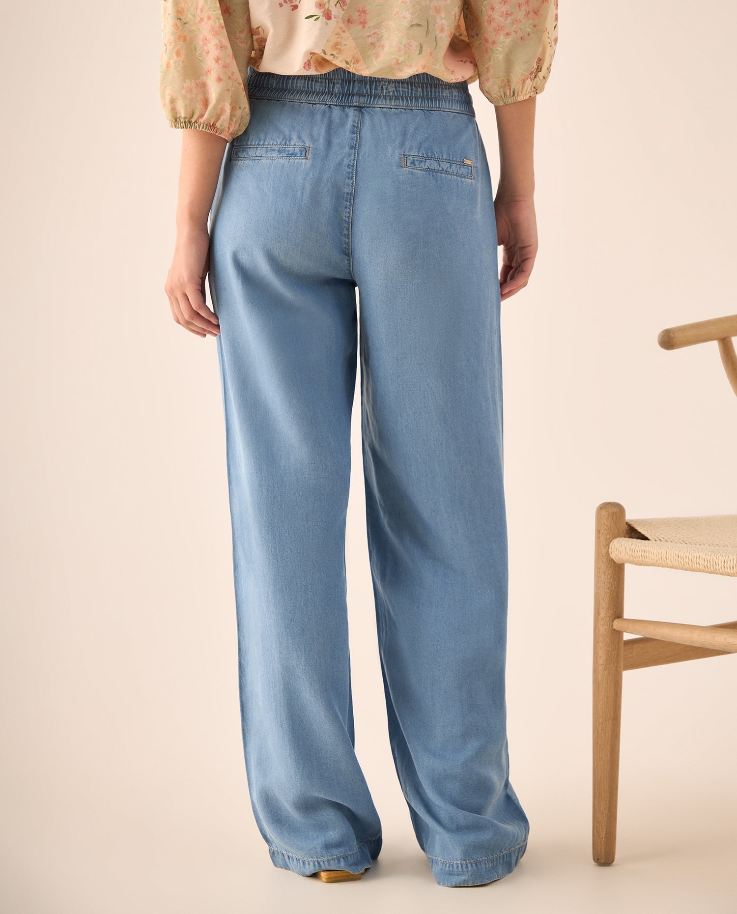 Jean Wide Leg Azul Claro con Cordón Ajustable - Azul