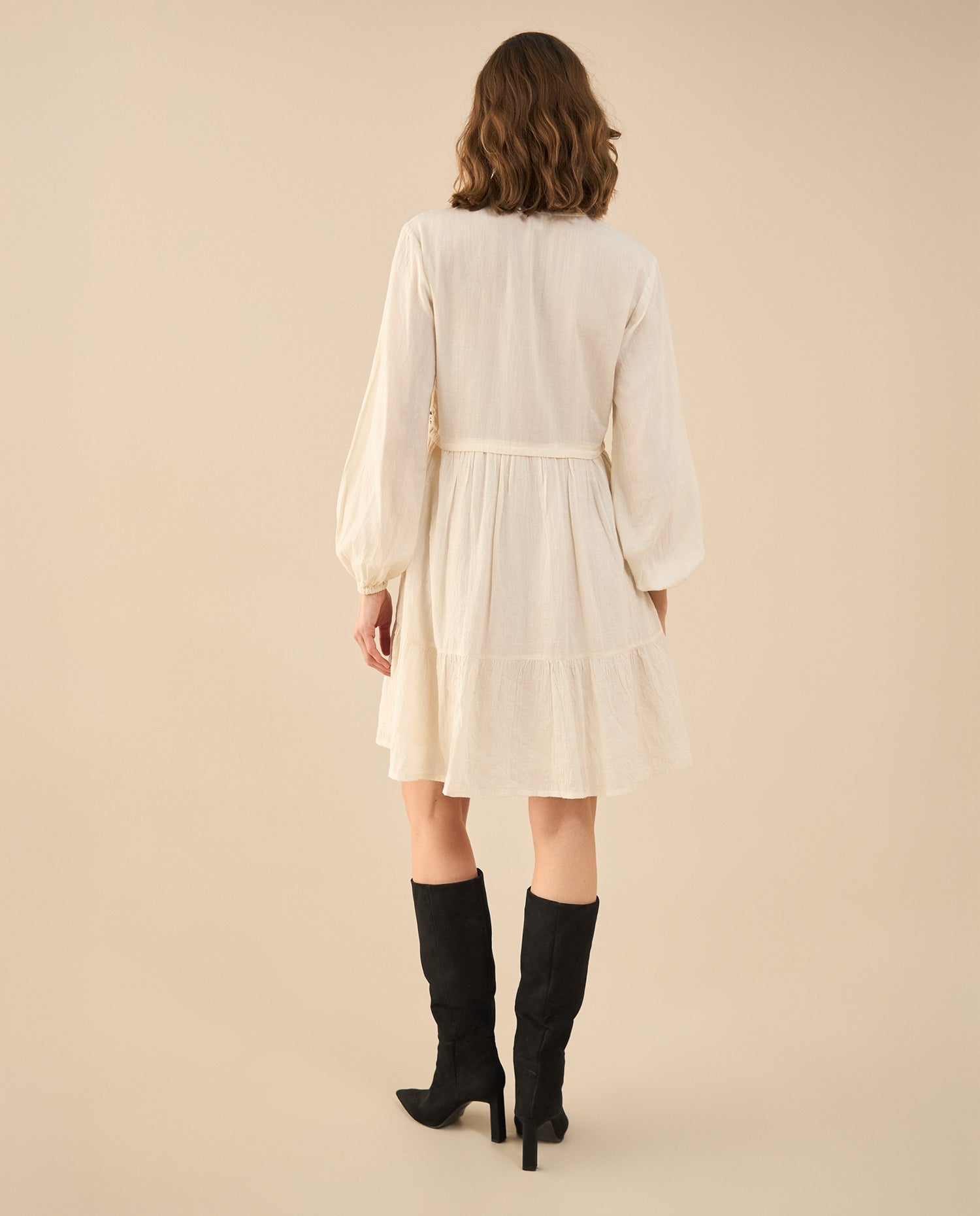 Vestido corto con escote en V para mujer - Crudo