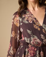 Vestido corto manga larga con silueta fluida - Morado