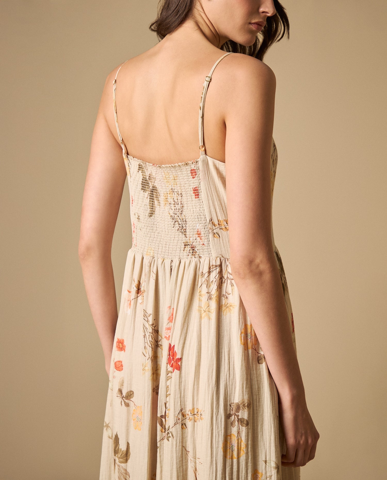 Vestido largo de tiras con silueta fluida - Blanco