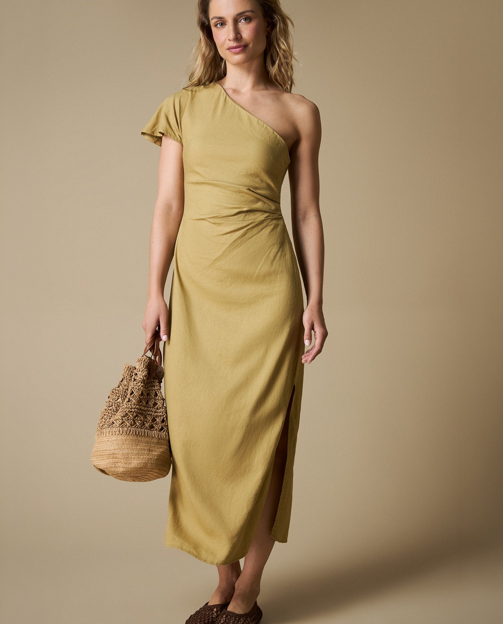 Vestido Corte Ajustado Mostaza - Café 34_693H006_CAF171028_3