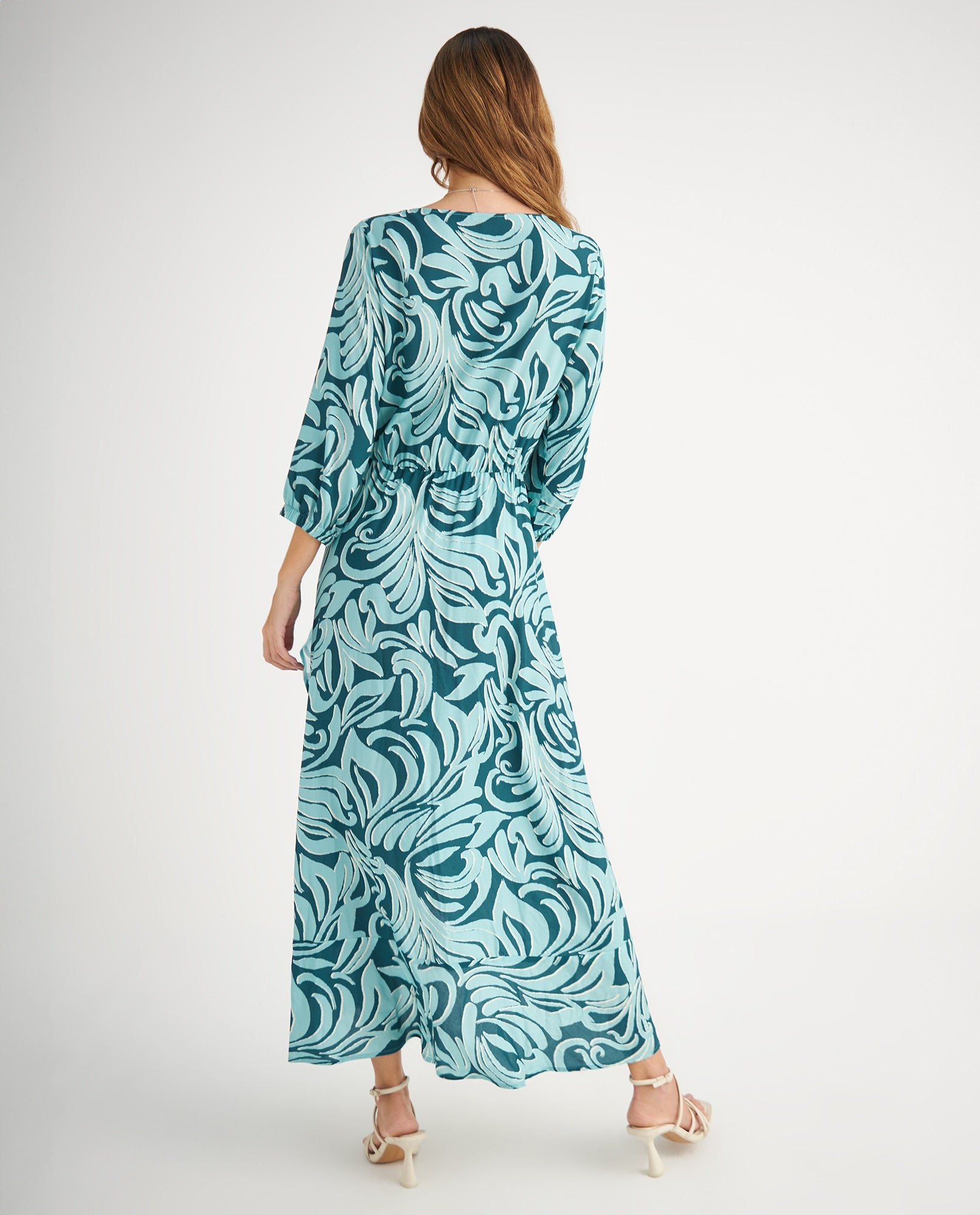 Vestido con diseño cruzado en frente - Verde 34_699F002_VER194524_4
