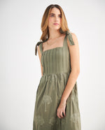 Vestido con detalles bordados para mujer - Verde